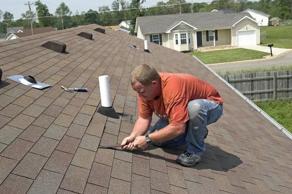 Experienced Roofing Contractor Bellevue for Long Lasting Roofs
