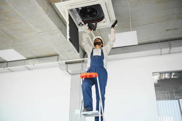 Experienced ac repair houston for Quality Cooling Service